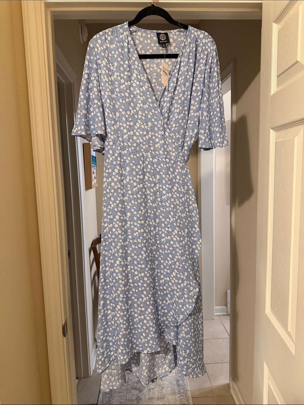 BOBEAU light Blue Floral Wrap Midi Dress